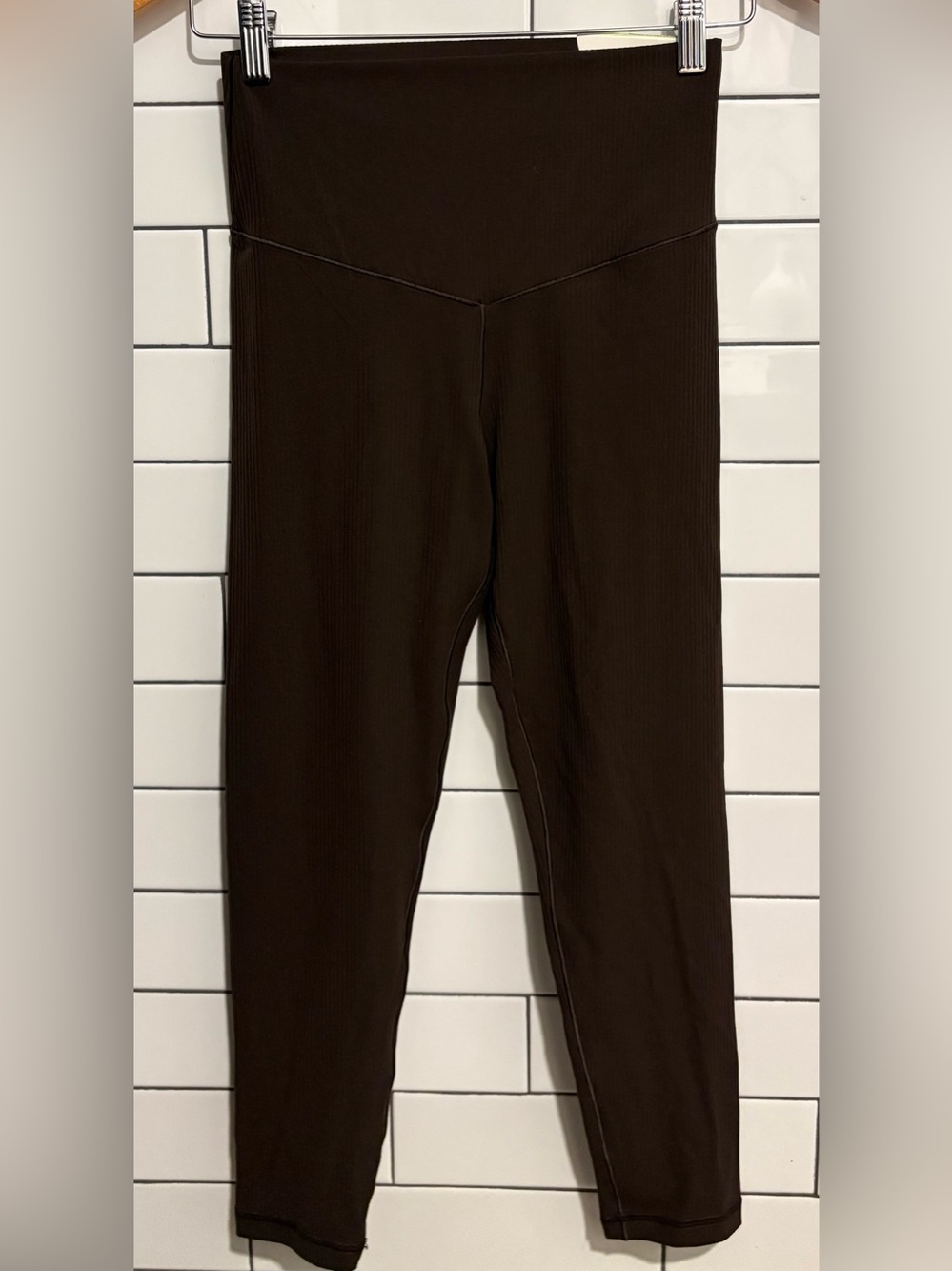 New OFFLINE By Aerie Real Me XTRA High Waisted Ribbed Legging Deep Earth Brown M - Picture 7 of 12